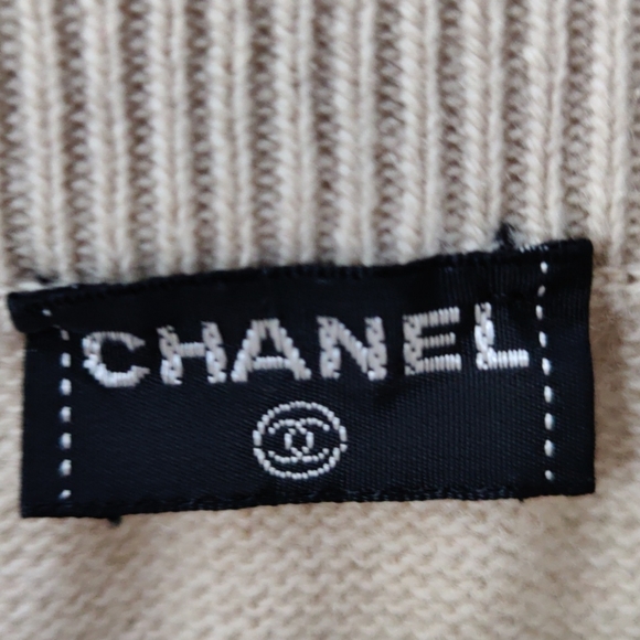 CHANEL 100% Cashmere - Picture 8 of 11